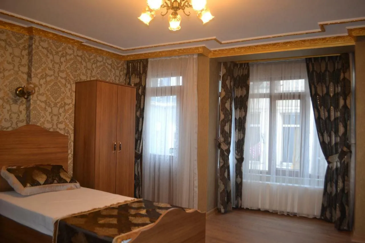 La Casa Suites Istanbul 2*,